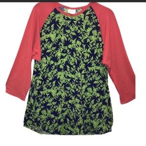 LuLaRoe Randy baseball Tee size 2X